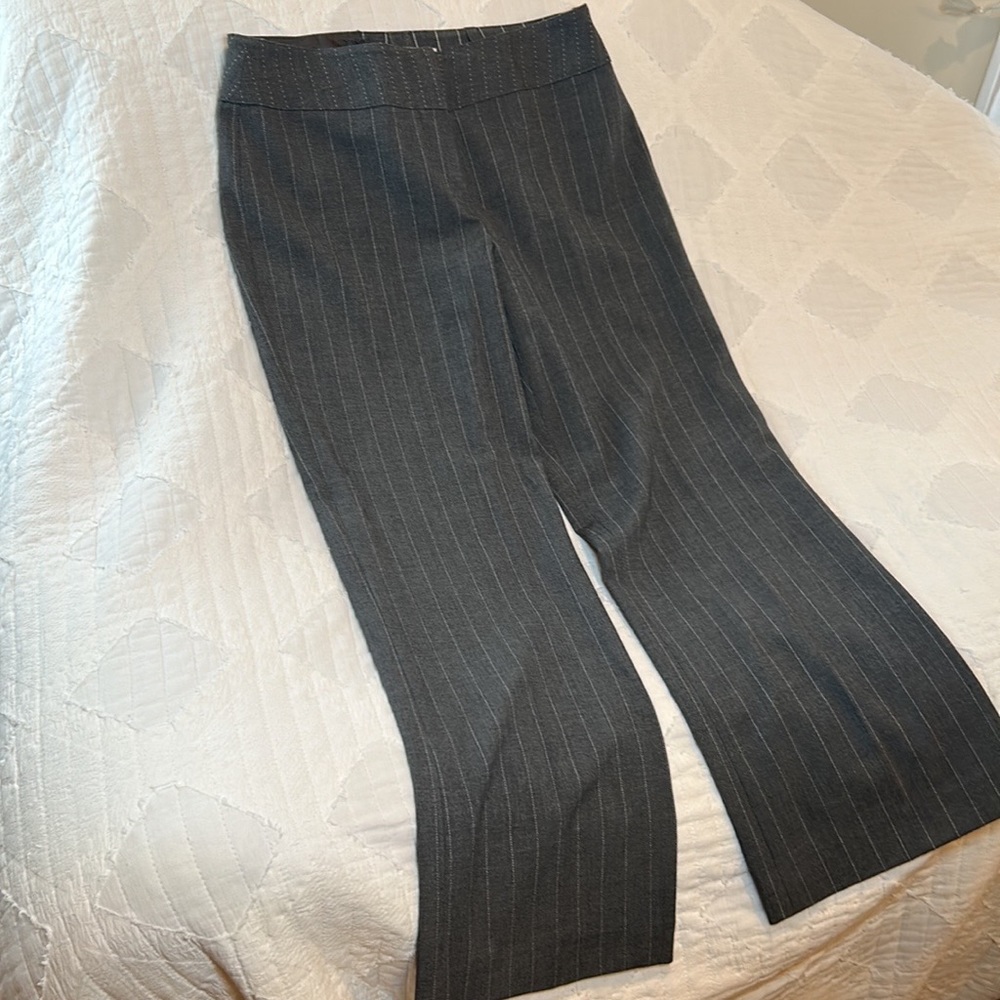 DKNY City size 4 dress pants. Gray pinstripe.